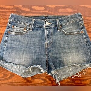 Vintage Levi’s 501 Shorts - ~size 26